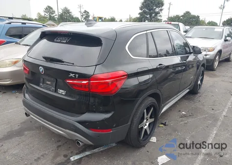 2016 BMW X1 xDrive28I z USA, uszkodzony, nr VIN WBXHT3Z31G4A49614